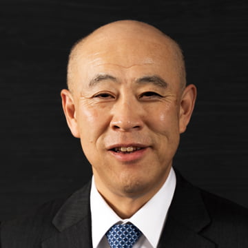 星岳雄氏