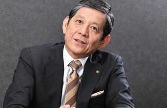 中田卓也氏