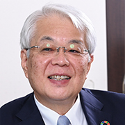 東和浩氏